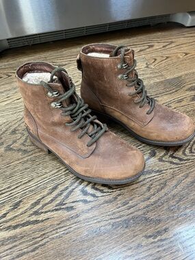 UGG Women's Denhali Brown Leather Shearling-Lined Lace-Up Boots